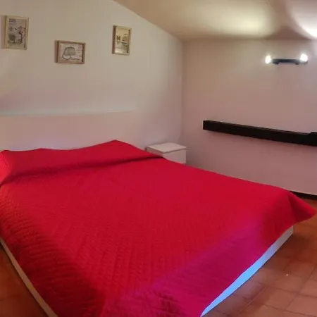 Il Vicoletto Apartman Torri del Benaco